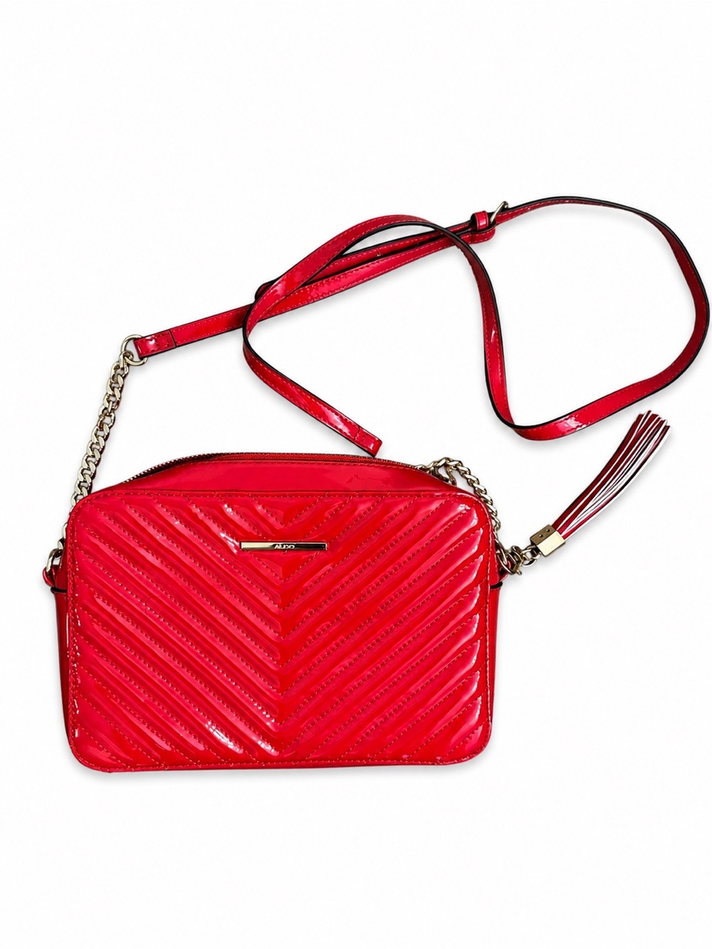 Aldo Red Patent Chevron Quilted Crossbody Bag Gold Chain Strap Tassel Purse￼
